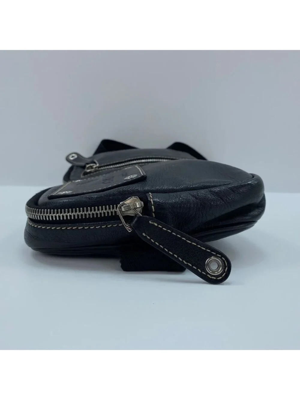 Gucci Waist Bag Belt Bag Black